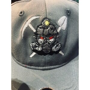 Callaway Gray Golf Hat Mining Mascot Embroidered Cap New with Tags Novelty